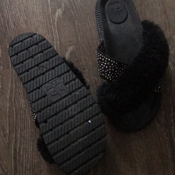 Joe jeans fuzzy sandals - Picture 2 of 2